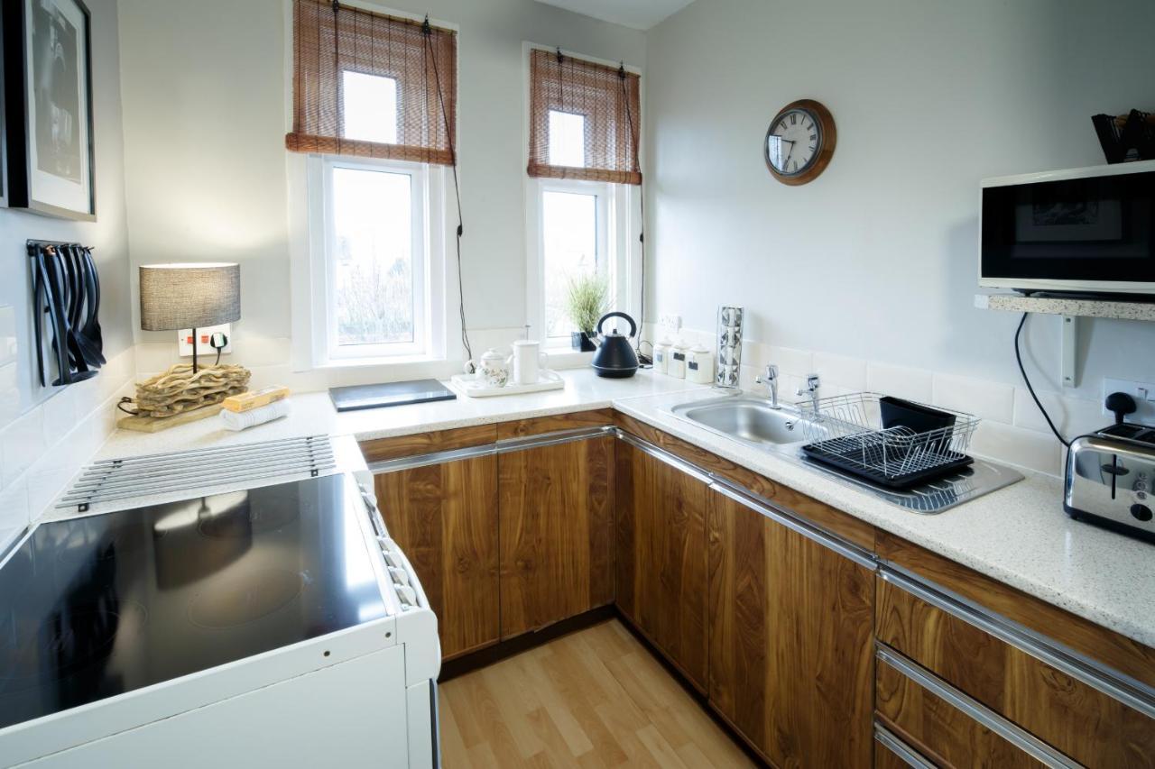 Apartment Mode - The Old School House *
