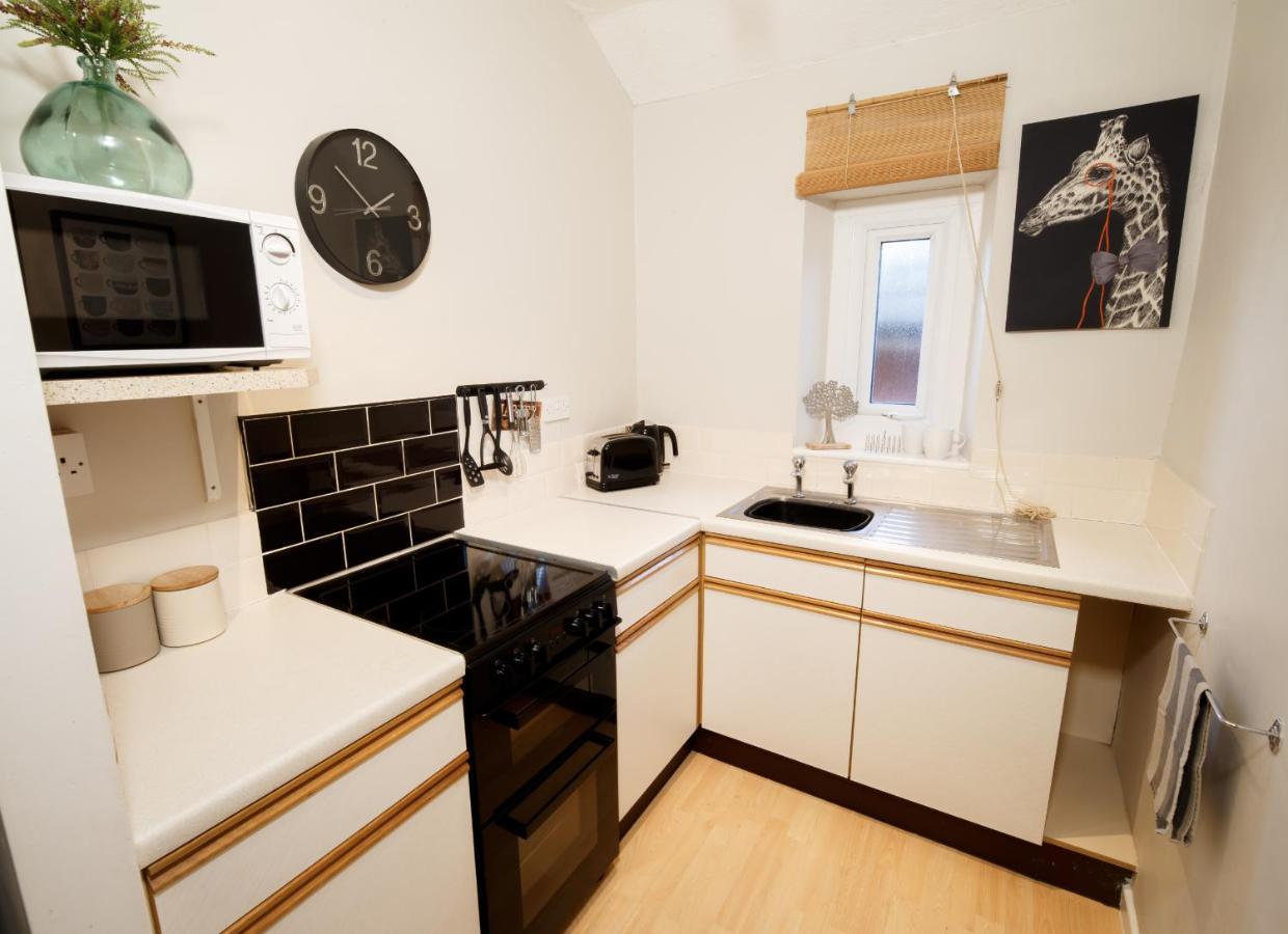 Apartment Mode - The Old School House