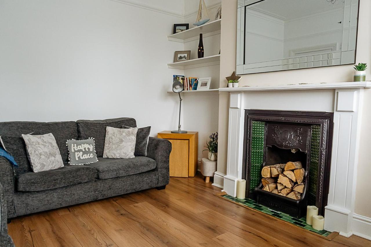 Sunny Seaside House Lytham Centre Sleeps 8 Lytham St Annes
