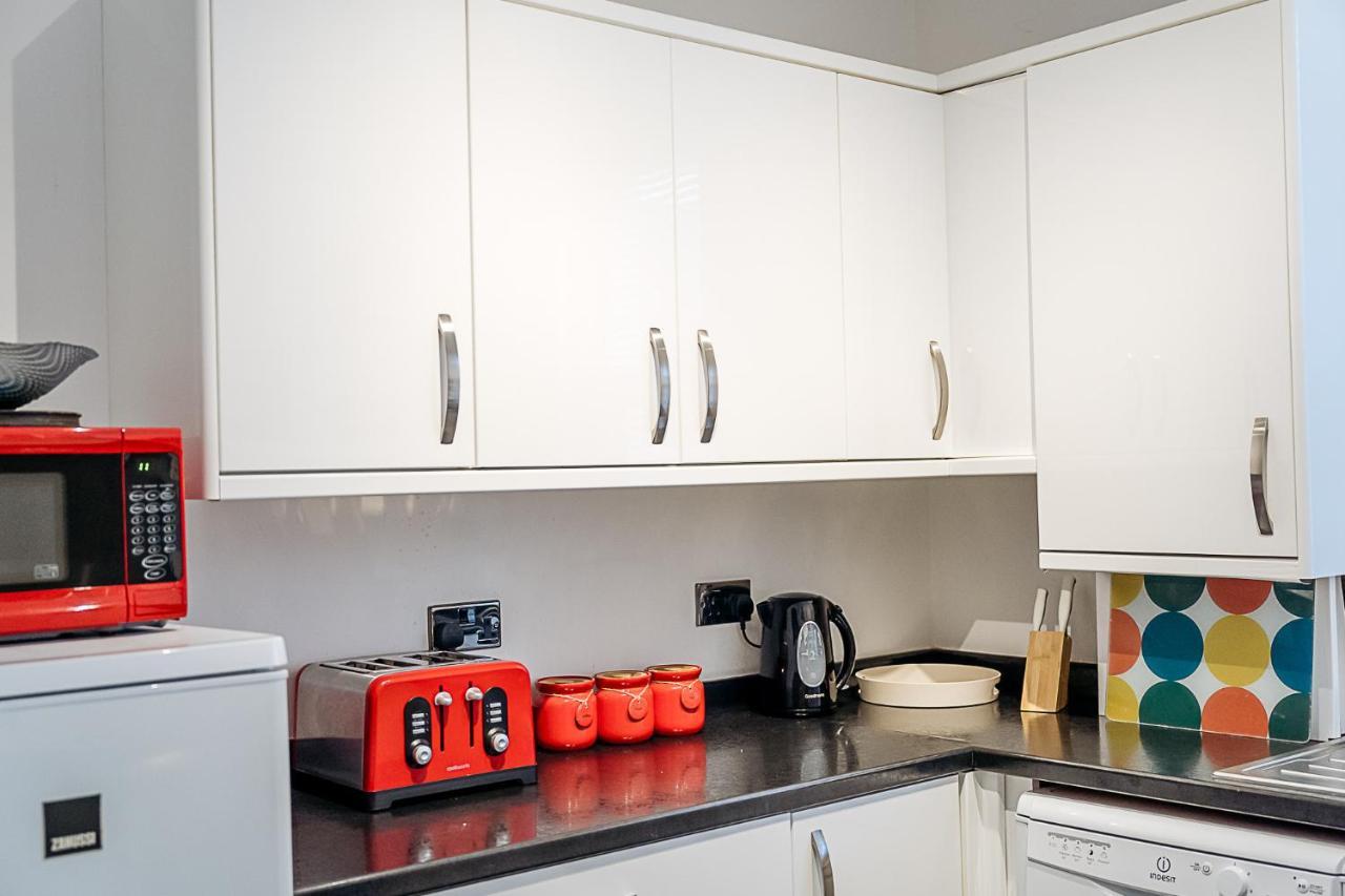 Holiday home Sunny Seaside House Lytham Centre Sleeps 8 *