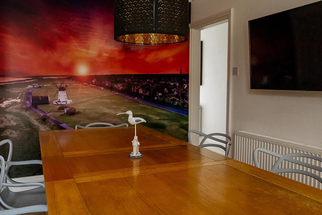 Holiday home Sunny Seaside House Lytham Centre Sleeps 8 *