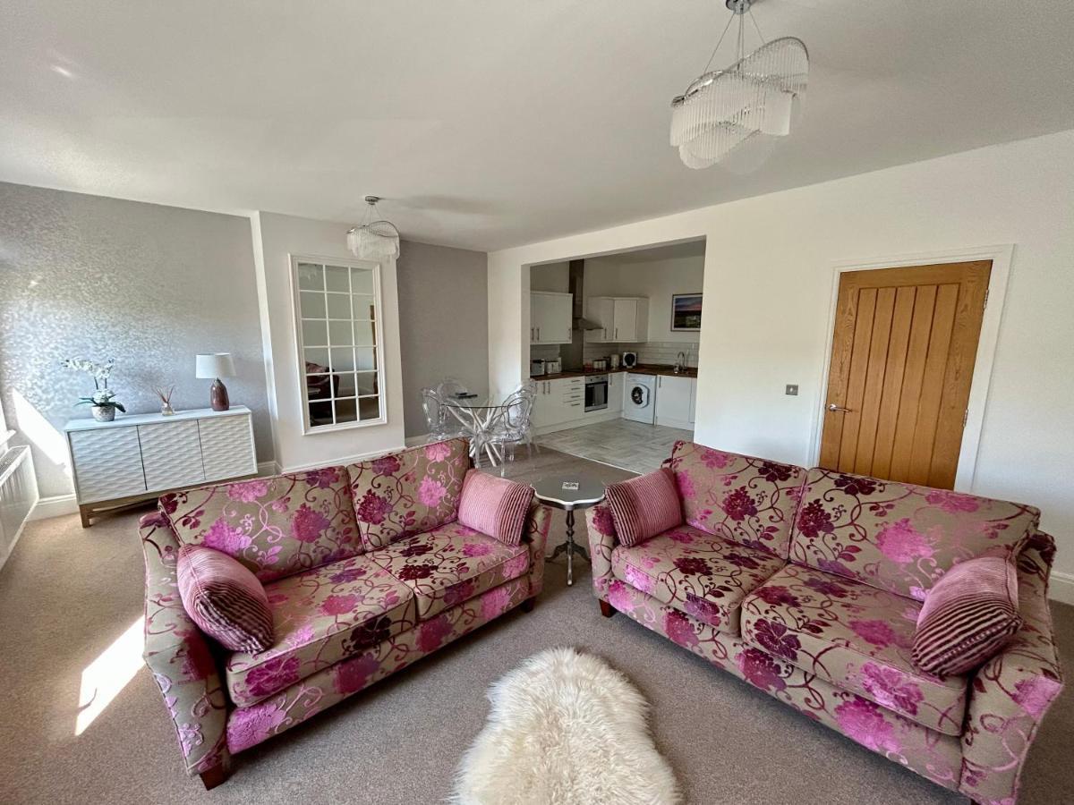 Apartment 33 Lytham *