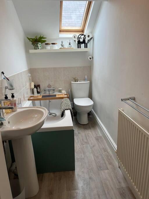 Cosy & Calm Escape By The Sea Lytham St Annes