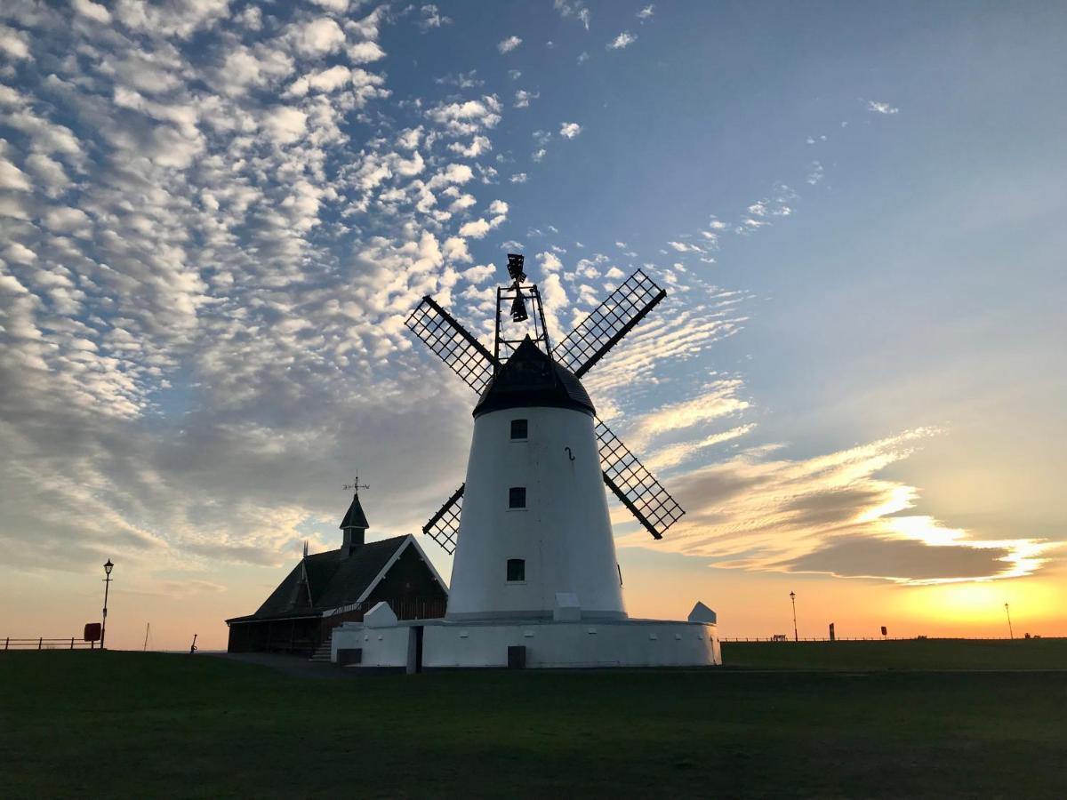 33 Lytham * Lytham St Annes