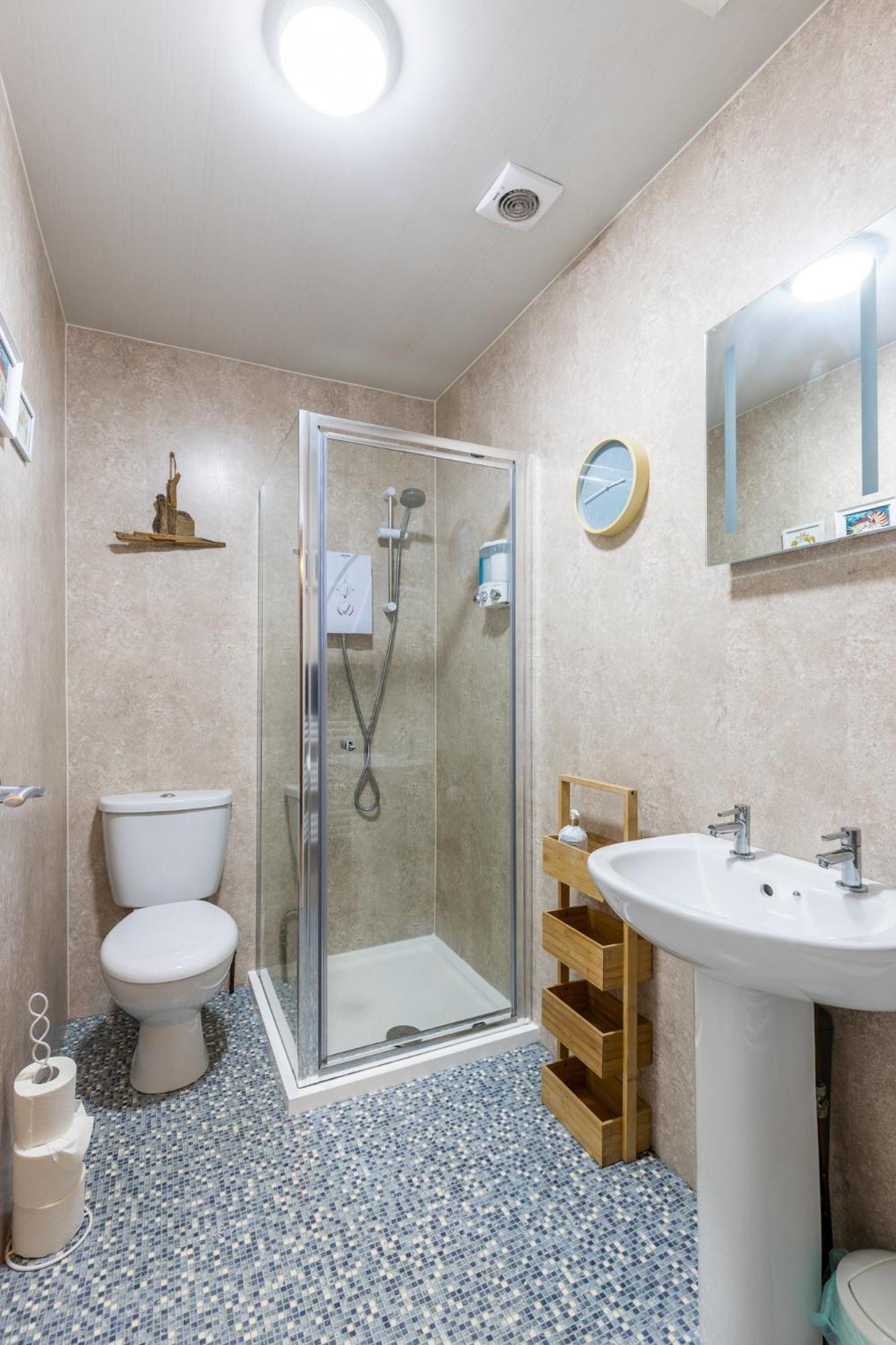 Shore - Sea Views Apartment