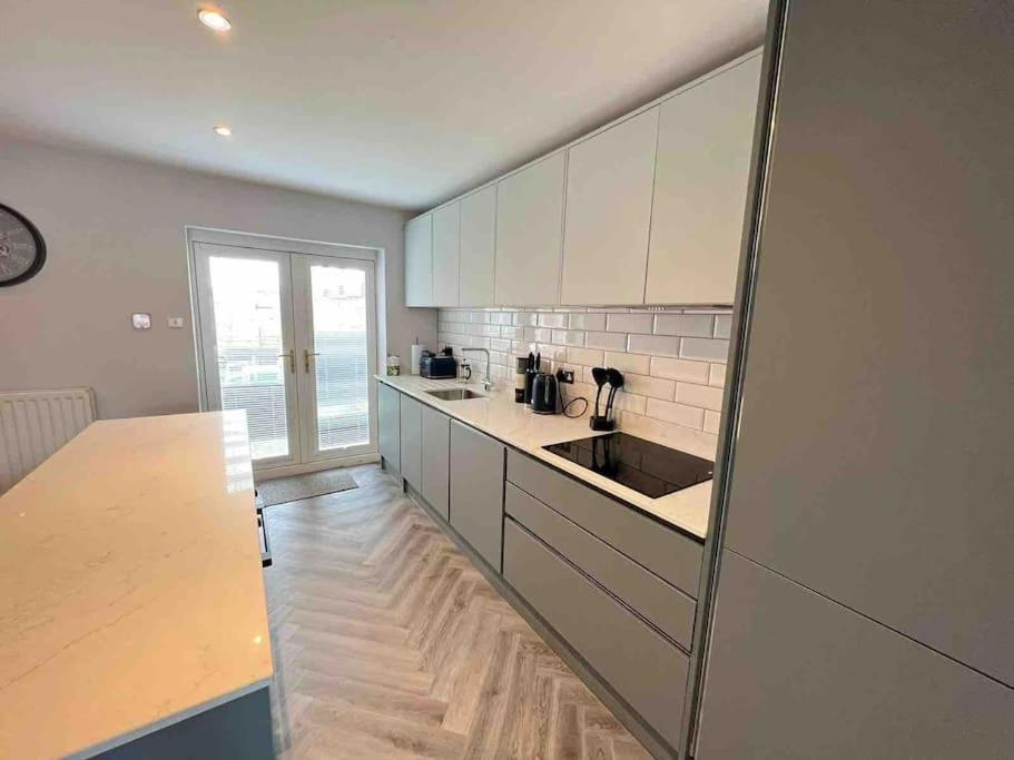 The Dunes, Apartment *