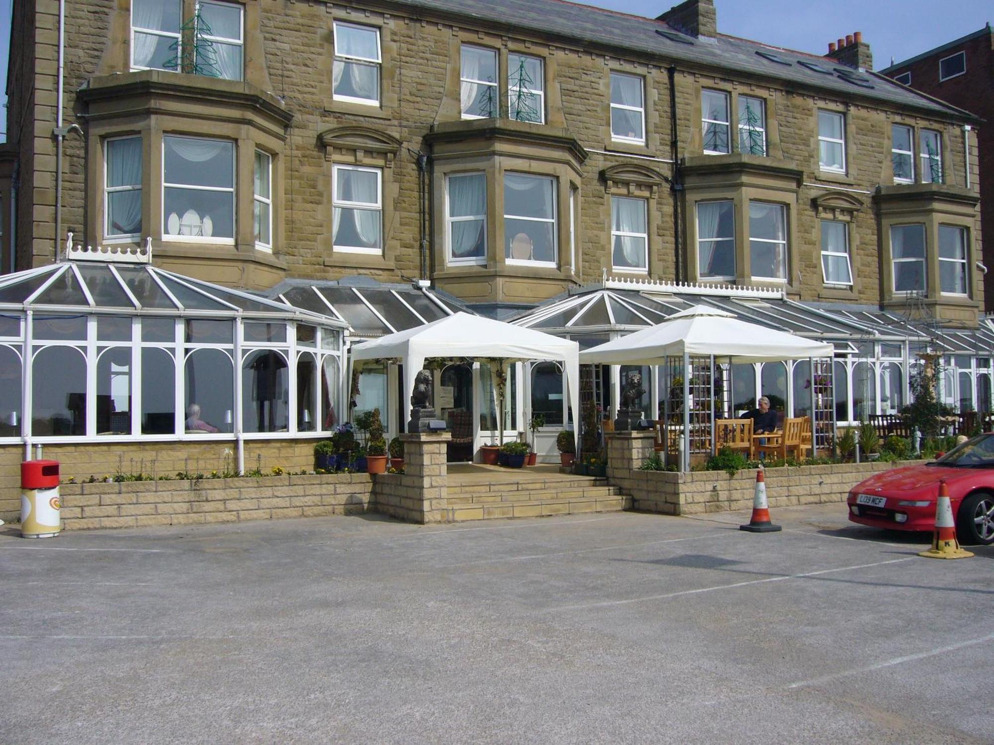 Hotel Monterey