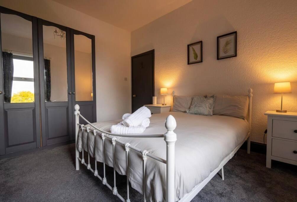 Holiday home Spacious Town House *