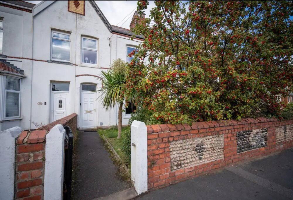 Holiday home Spacious Town House Lytham St Annes