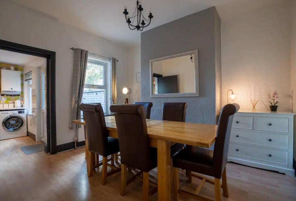 Spacious Town House Lytham St Annes