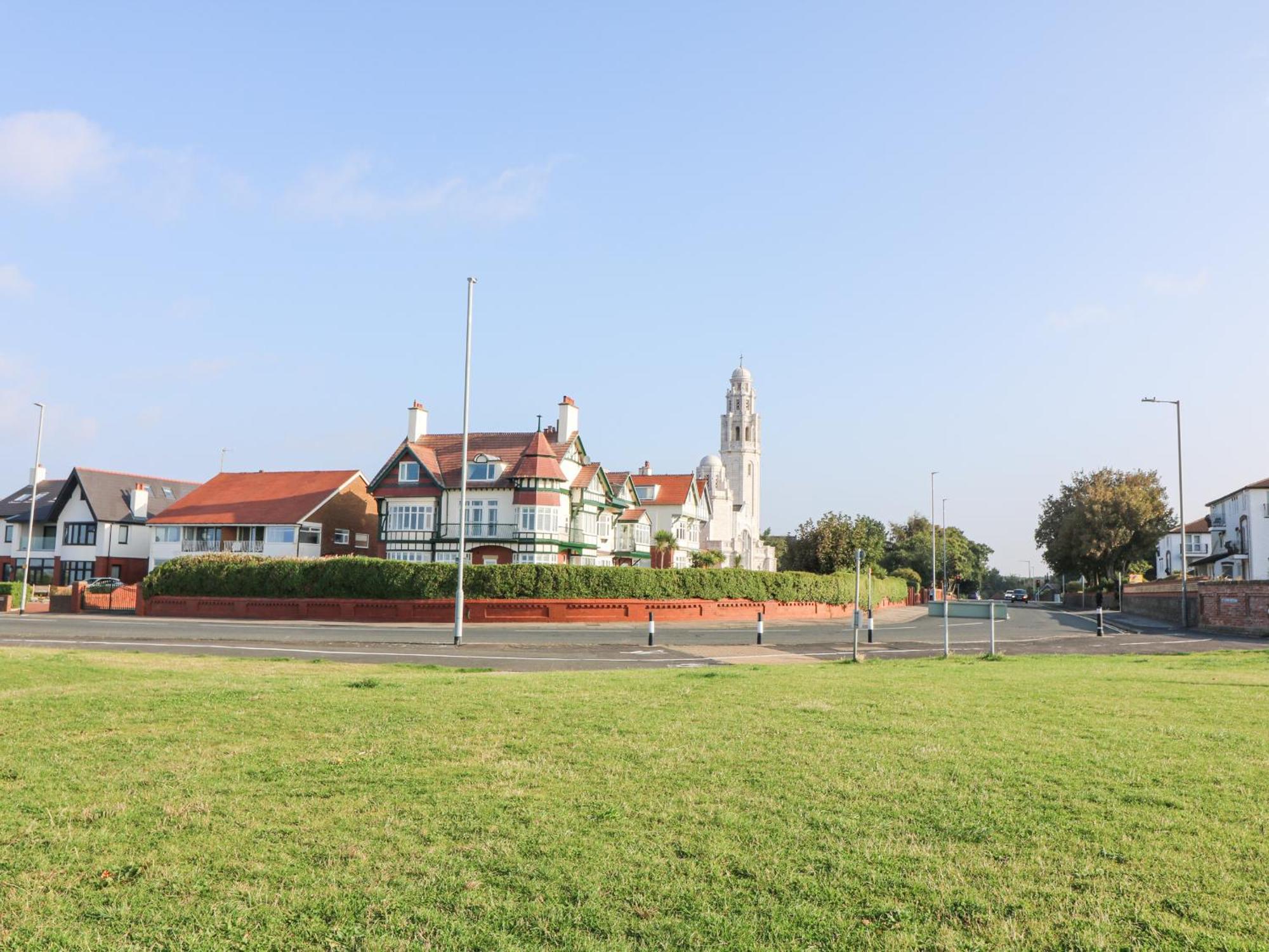 6d Clifton Drive Holiday home