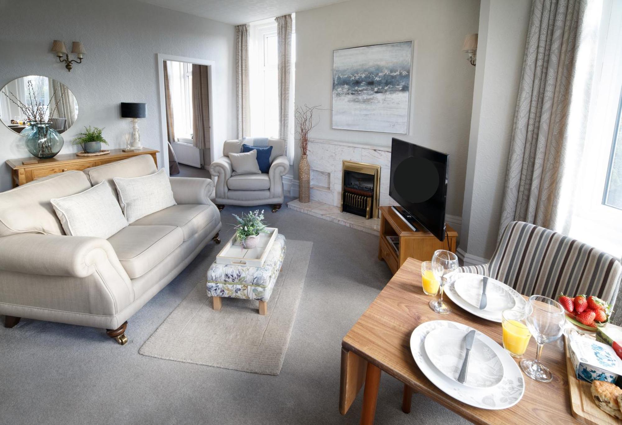 Mode - The Old School House * Lytham St Annes