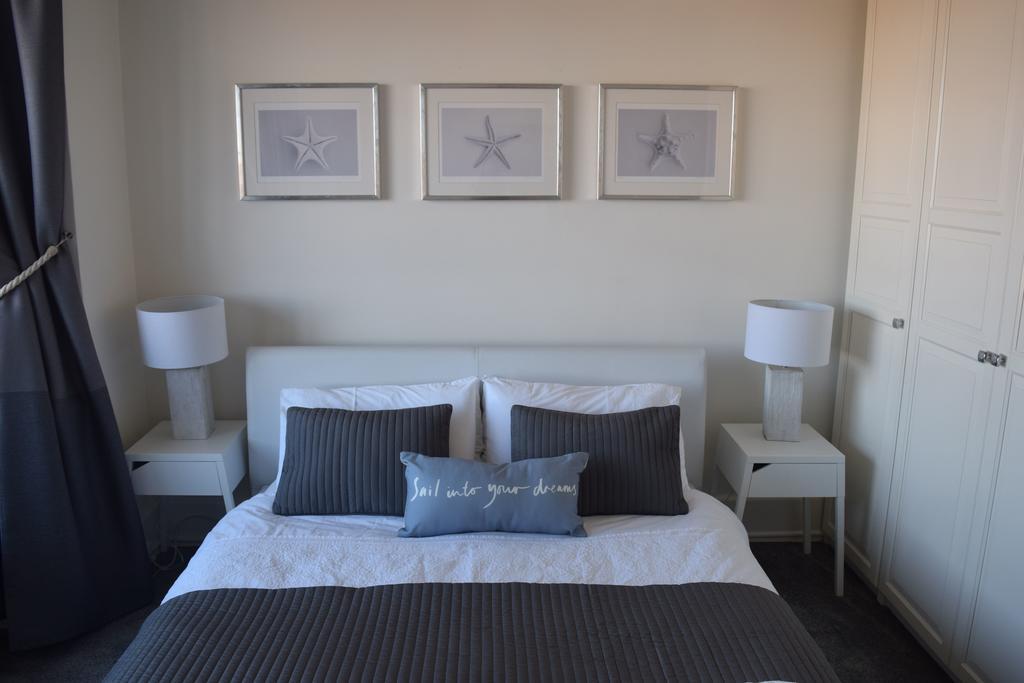 Queens Court Apartment
