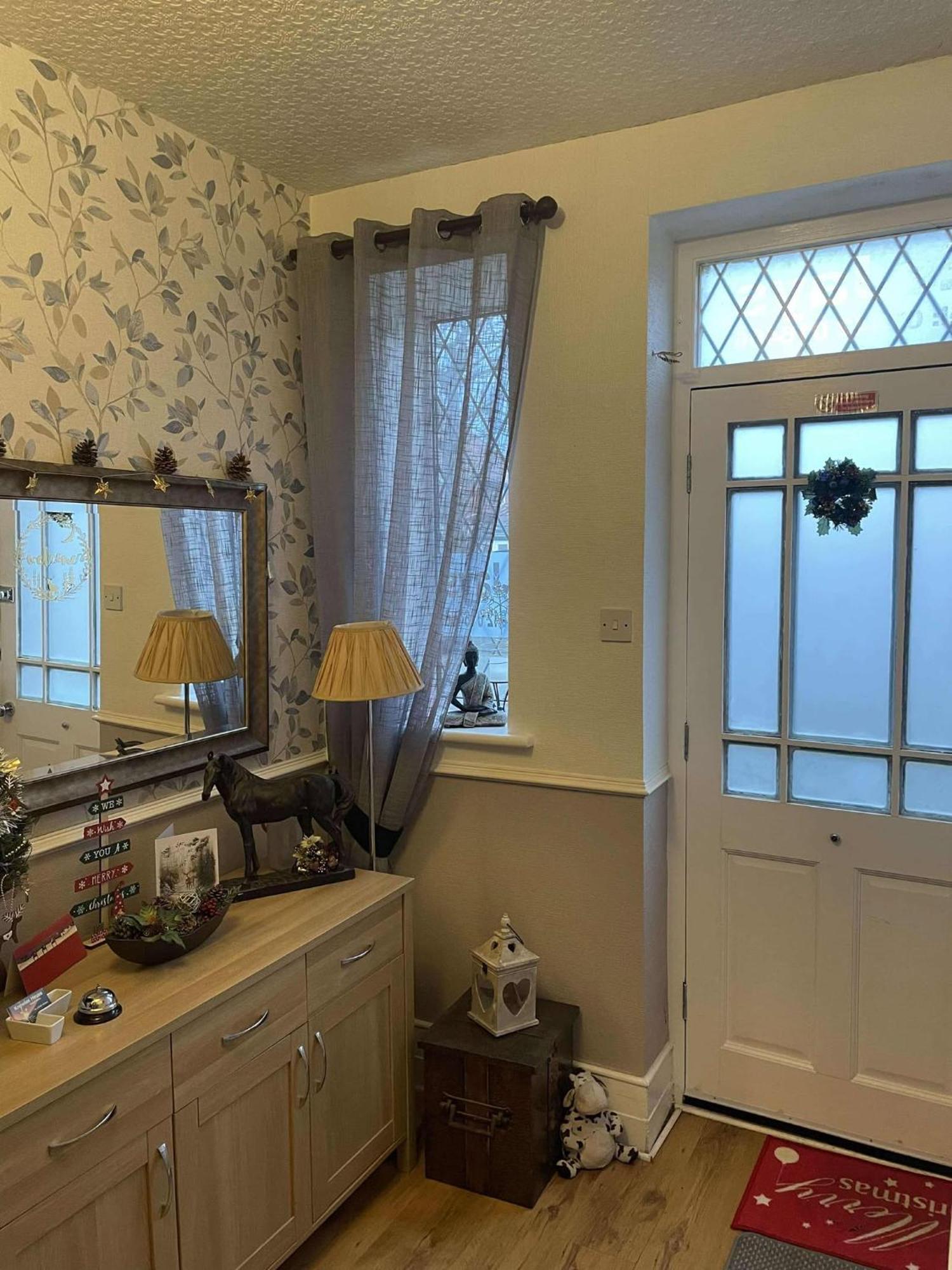 Bed & Breakfast Esjays At Knowles House 3*