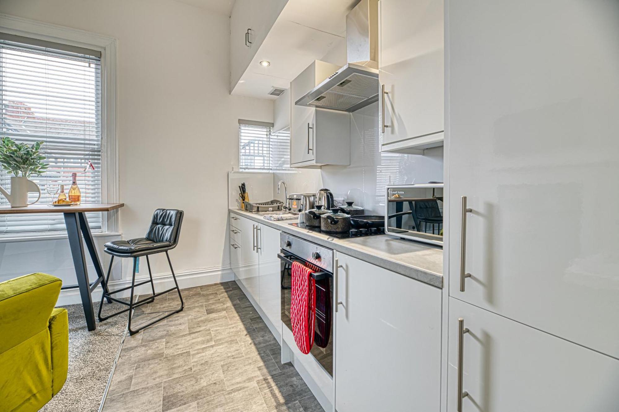 Apartment Glendale House By Guestz Lytham St Annes