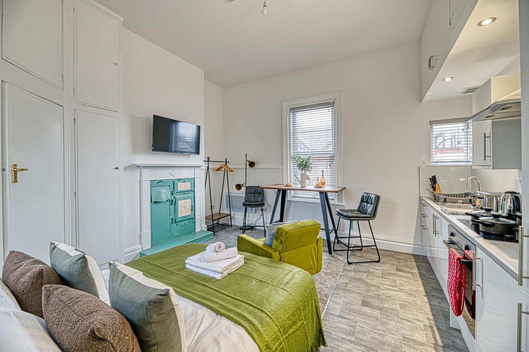 Glendale House By Guestz * Lytham St Annes