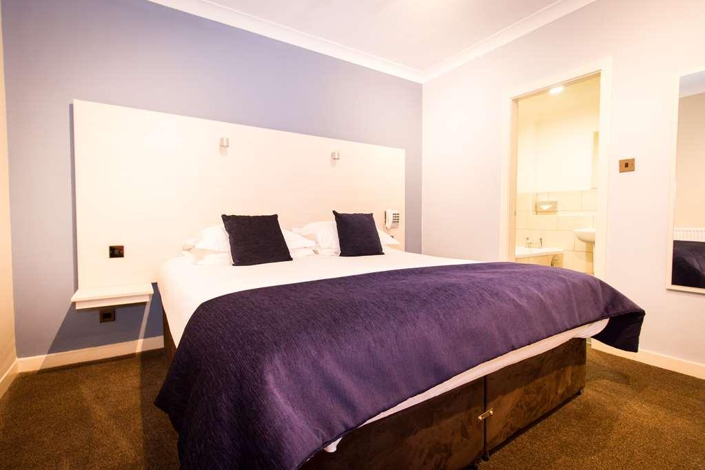 Dalmeny Hotel 3*