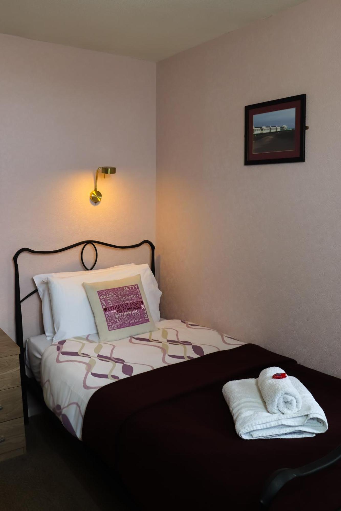 The Claremont 3* Lytham St Annes