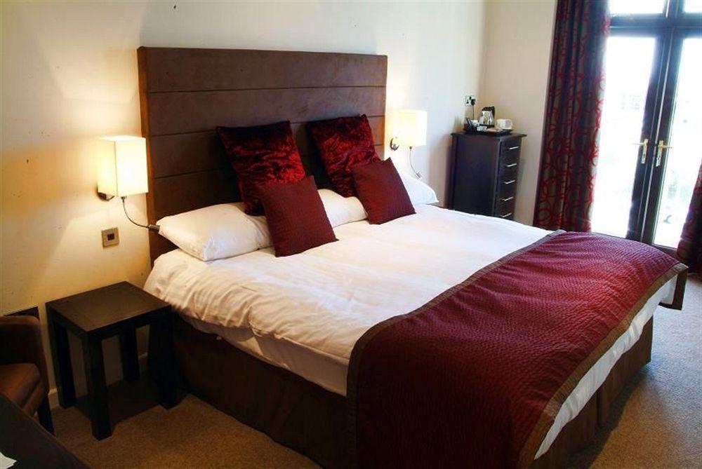 Mode St Annes Bed & Breakfast 4*
