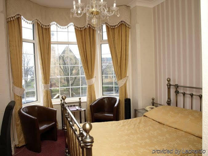 Clifton Park - Exclusive To Adults 3*