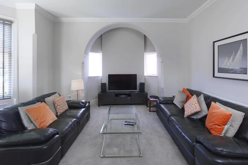 Mode St Annes Aparthotel 4*