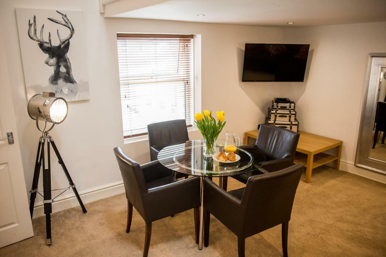 Howarth House Aparthotel 4*