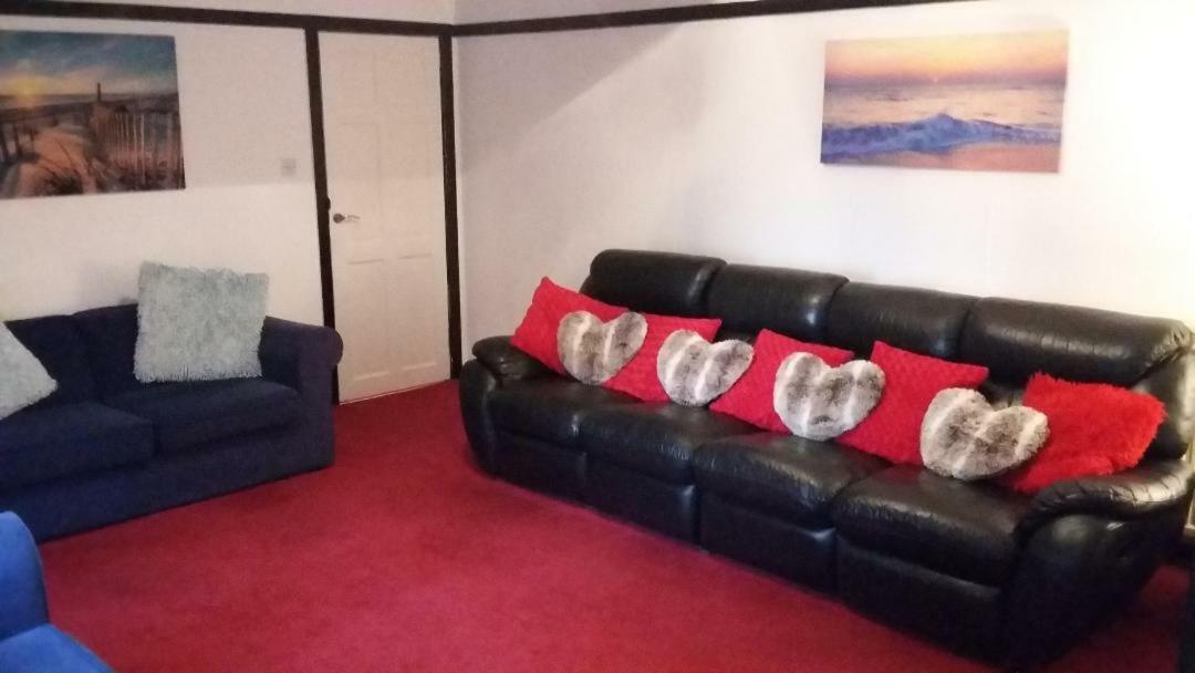 The Coach House Apartment *