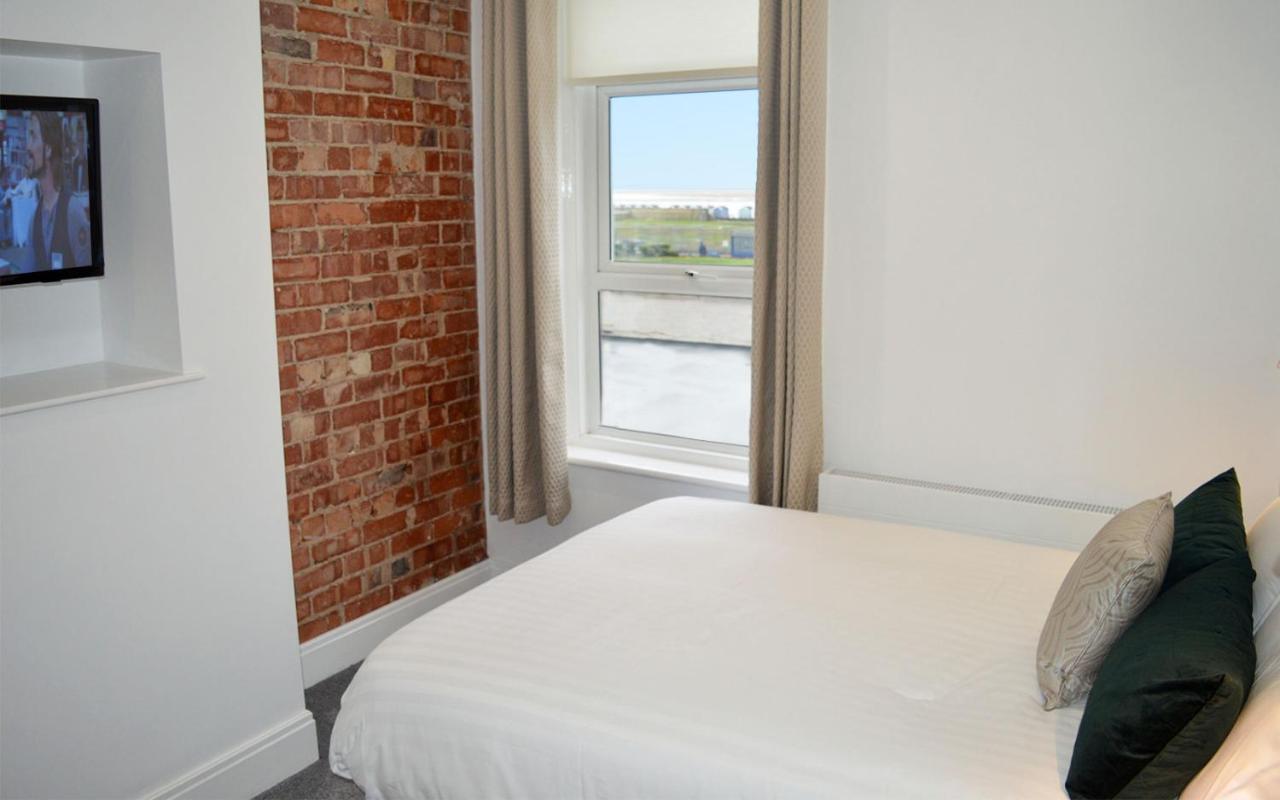 The Carlton 3* Lytham St Annes
