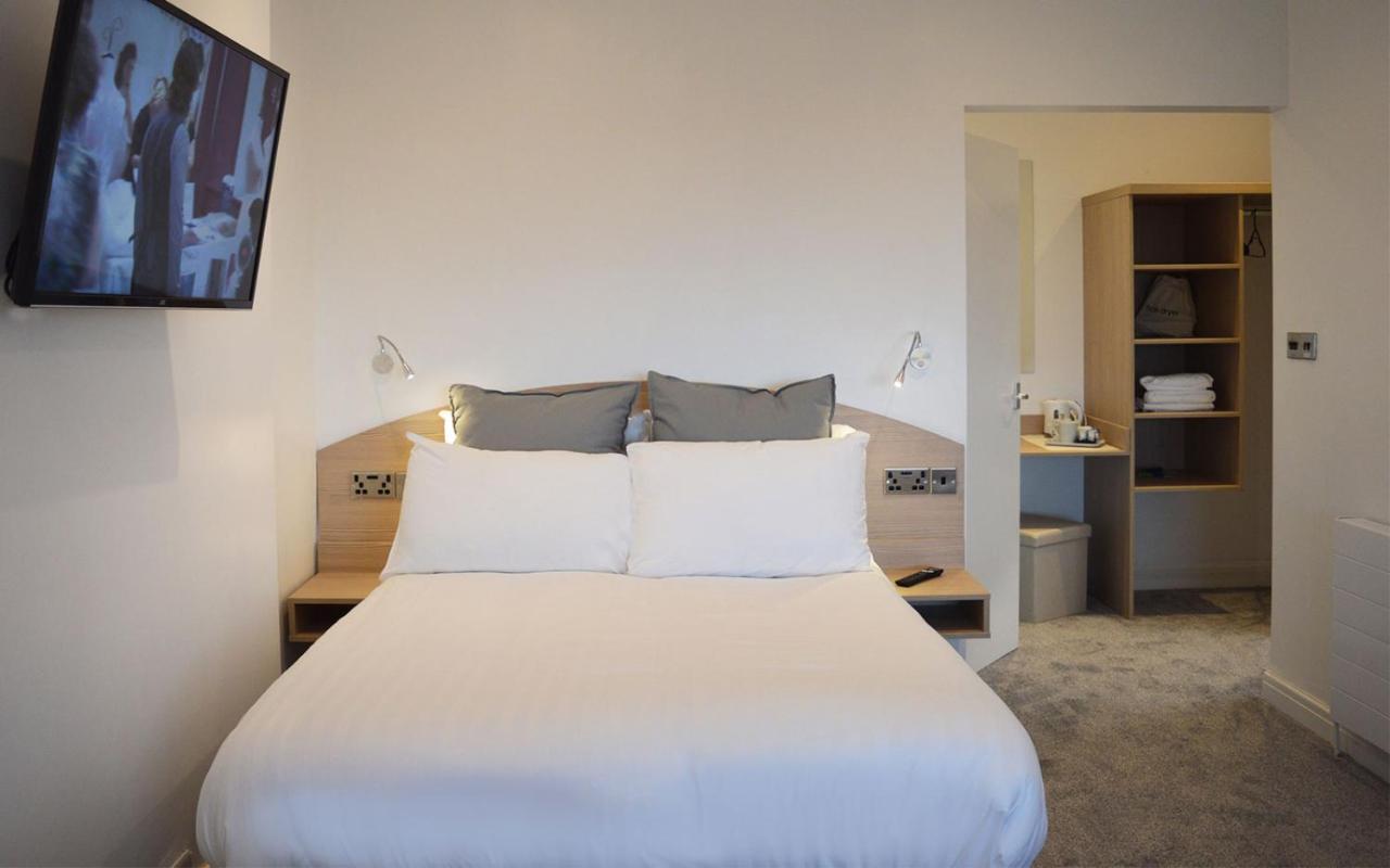 The Carlton 3* Lytham St Annes