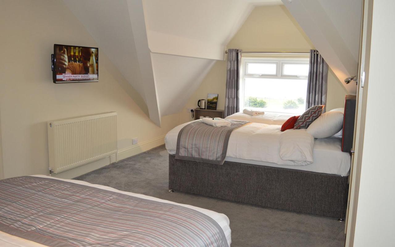 The Carlton 3*