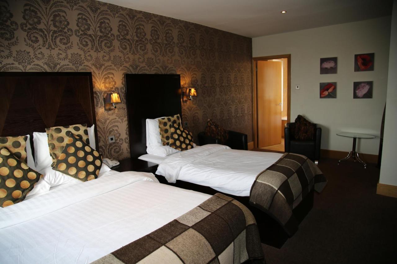 Hotel On The Prom At The Fernlea 3*