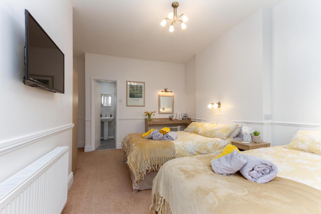 The Hollingworth Bed & Breakfast 4*