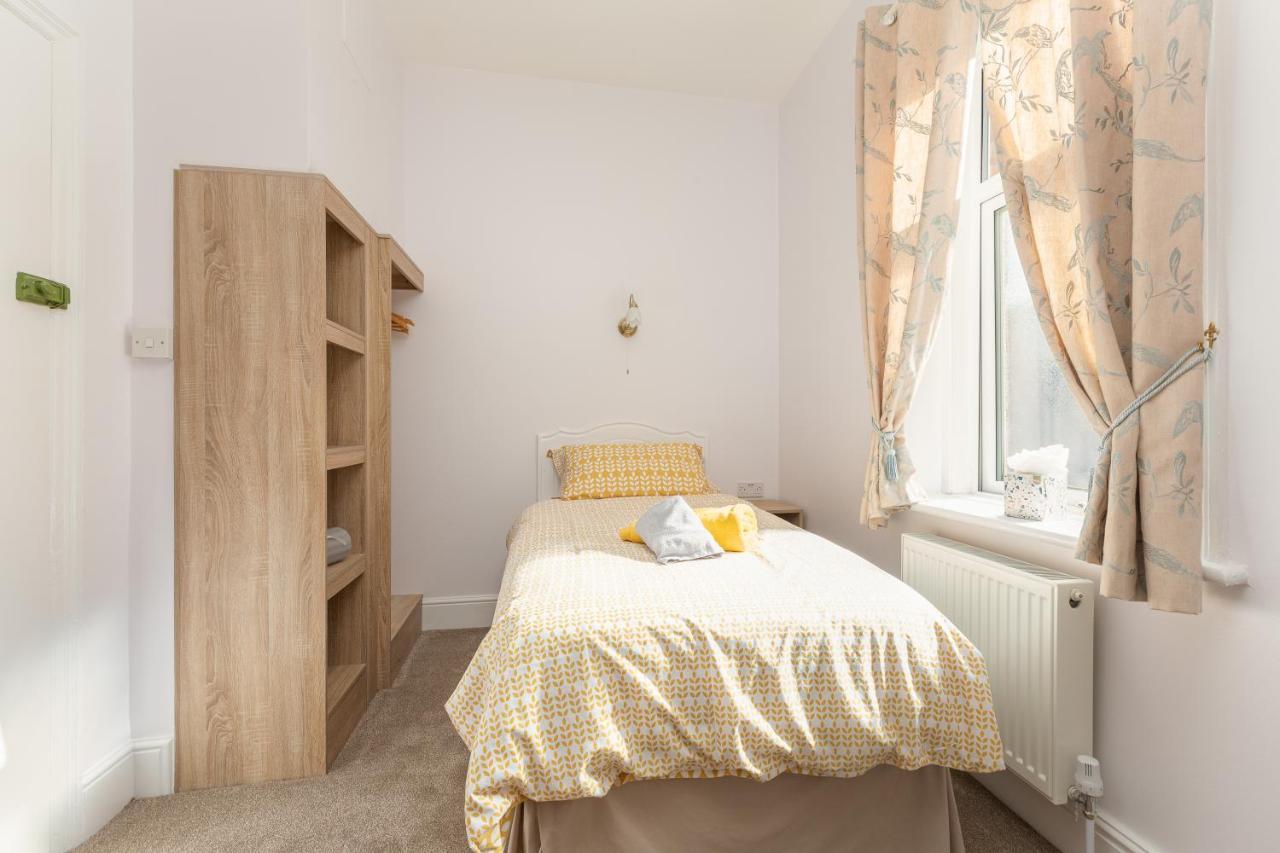 The Hollingworth Lytham St Annes