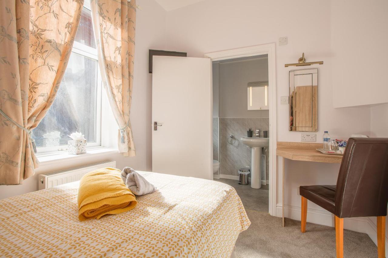 The Hollingworth Bed & Breakfast 4*