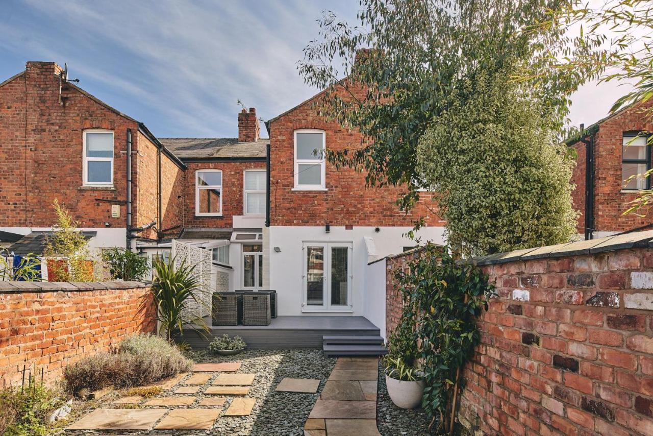 Hollie Holiday home