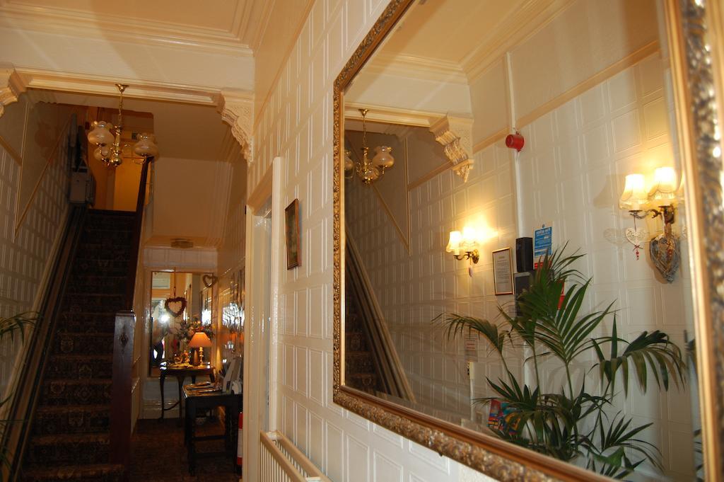 The Hollingworth Lytham St Annes