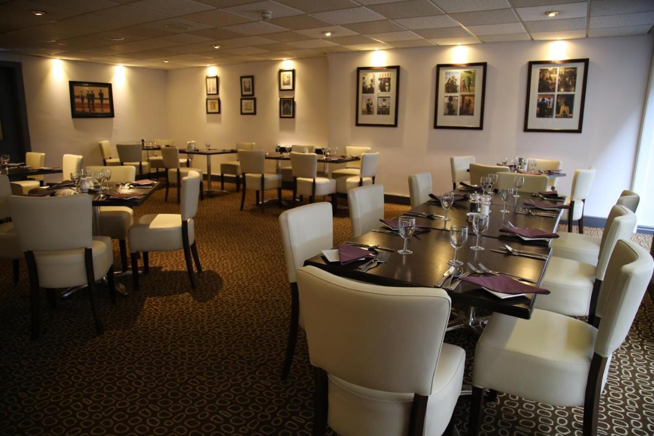 On The Prom At The Fernlea 3* Lytham St Annes