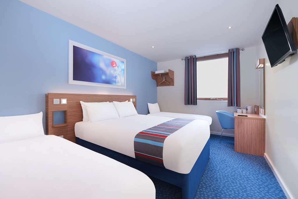 Travelodge 3*