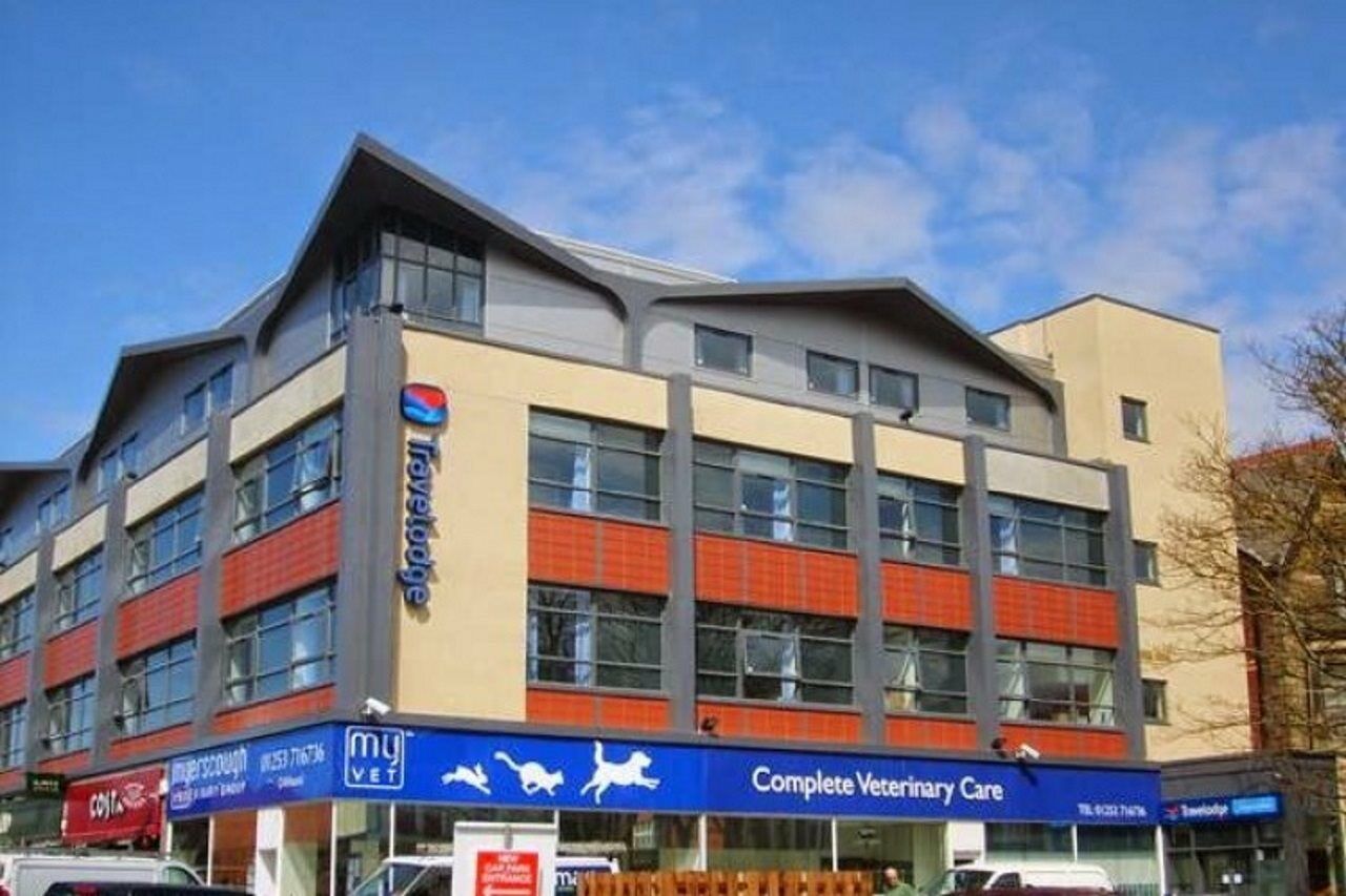Travelodge Hotel 3*