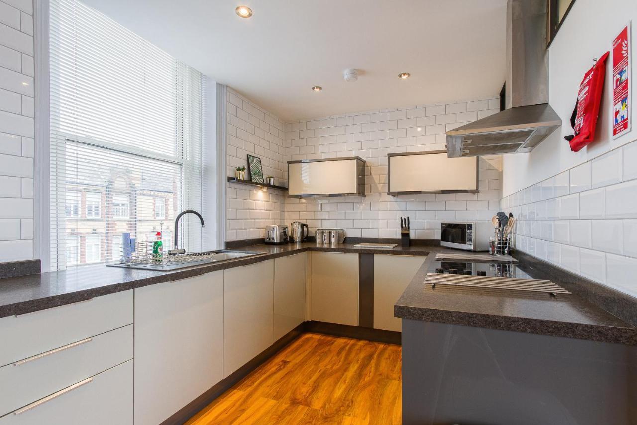 Apartment Charles Alexander Short - The Old Bank Penthouse Lytham St Annes