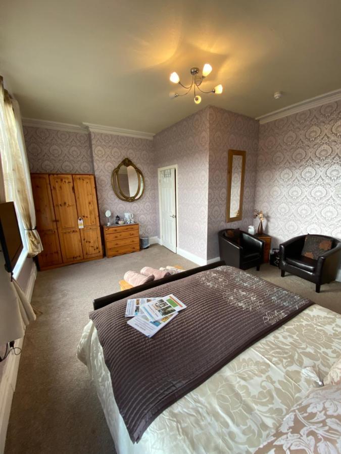 Bed & Breakfast The Fairmile 3*