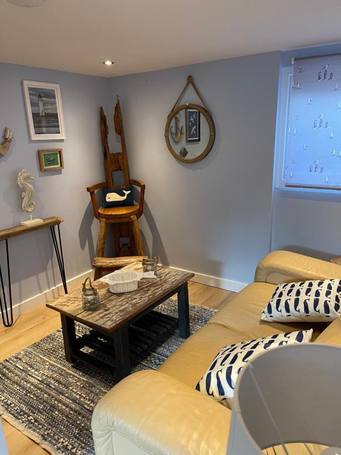 Apartment Tiny House *