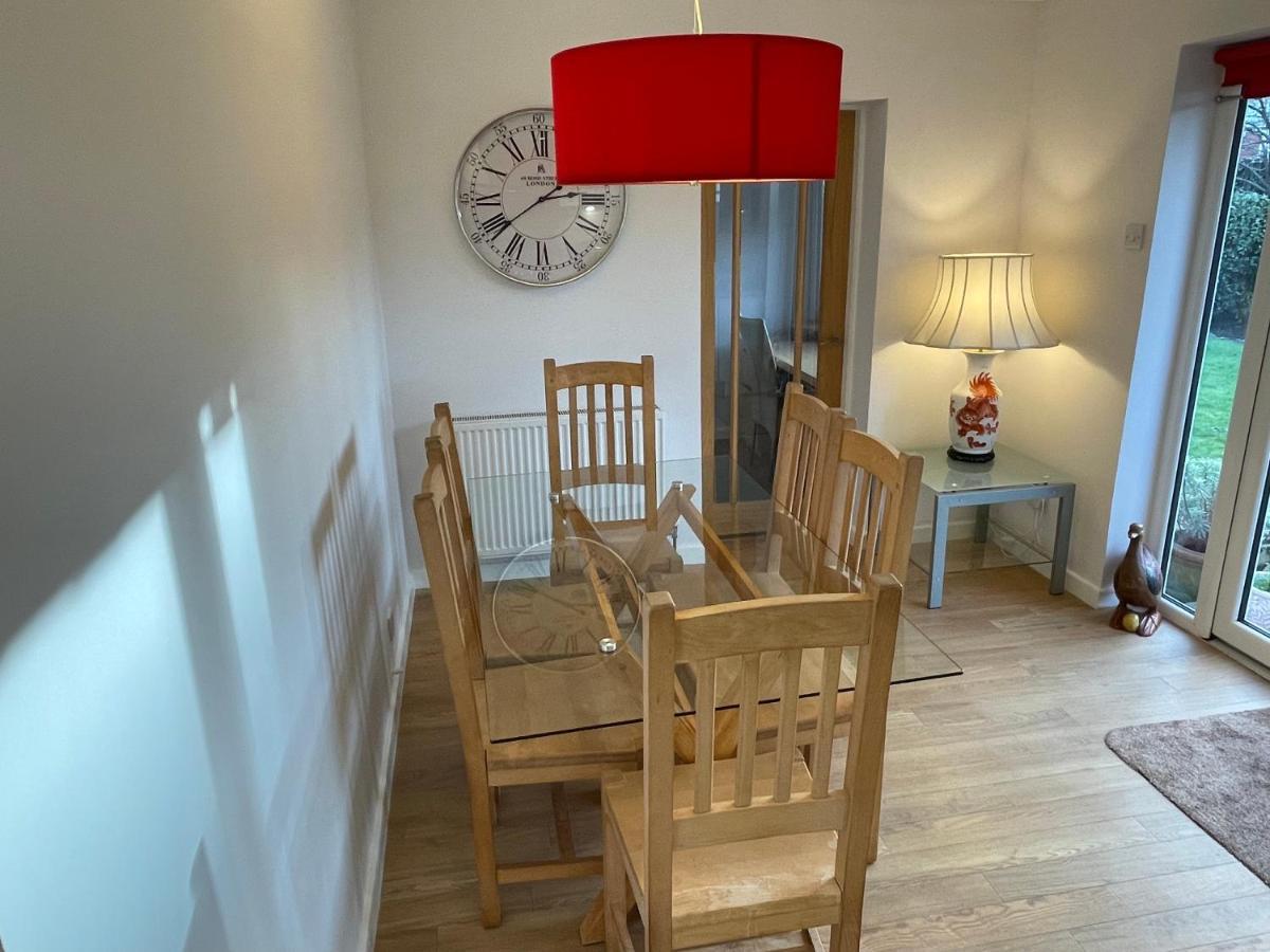 Holiday home 'sounion' - Fabulous, Spacious Modern House With Large Private Garden In Leafy Lytham