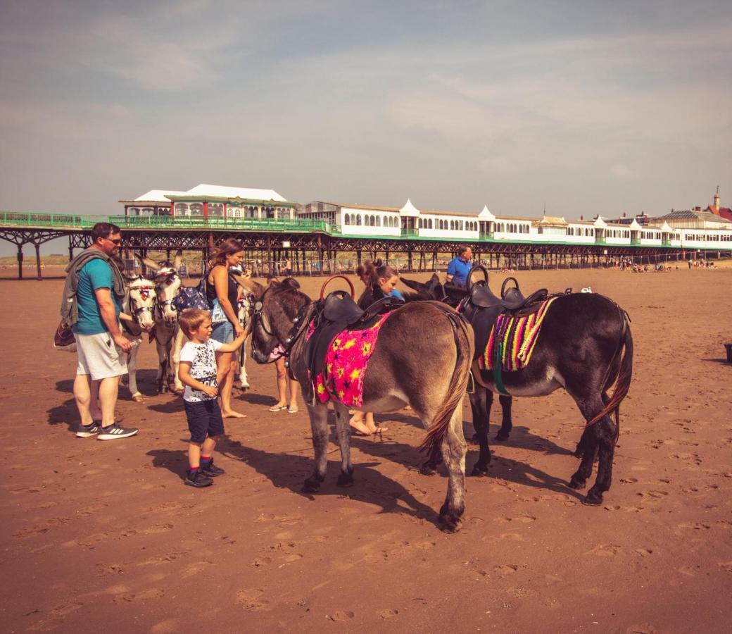 Lytham * Lytham St Annes