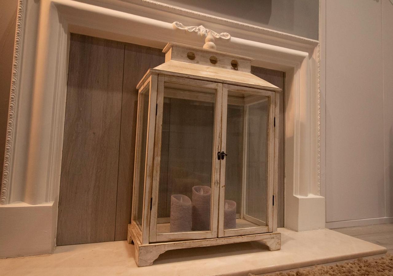 Lytham Apartment *