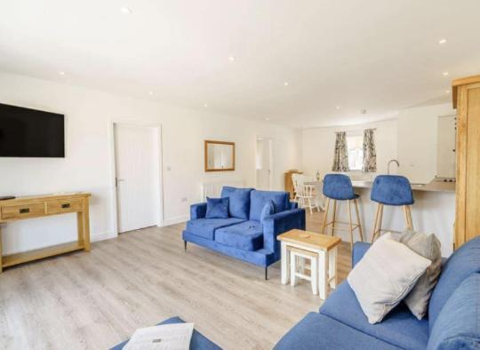 The At Ivy Farm By Charles Alexander Short Holiday home *