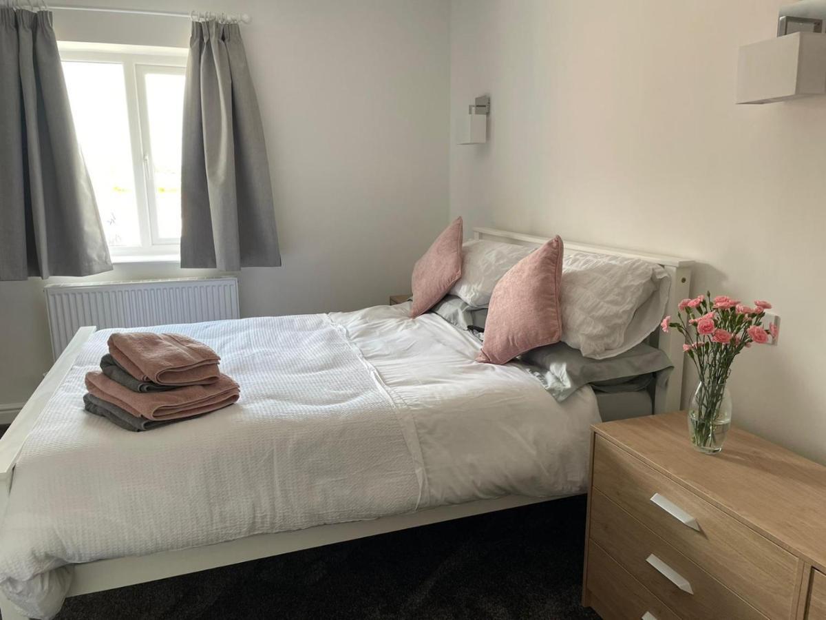 The At Ivy Farm By Charles Alexander Short Holiday home *