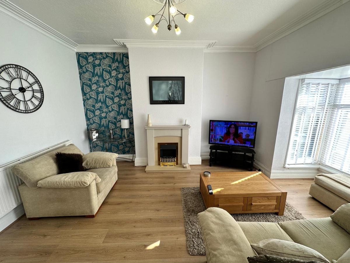 Spacious One Bedroom In Location Apartment