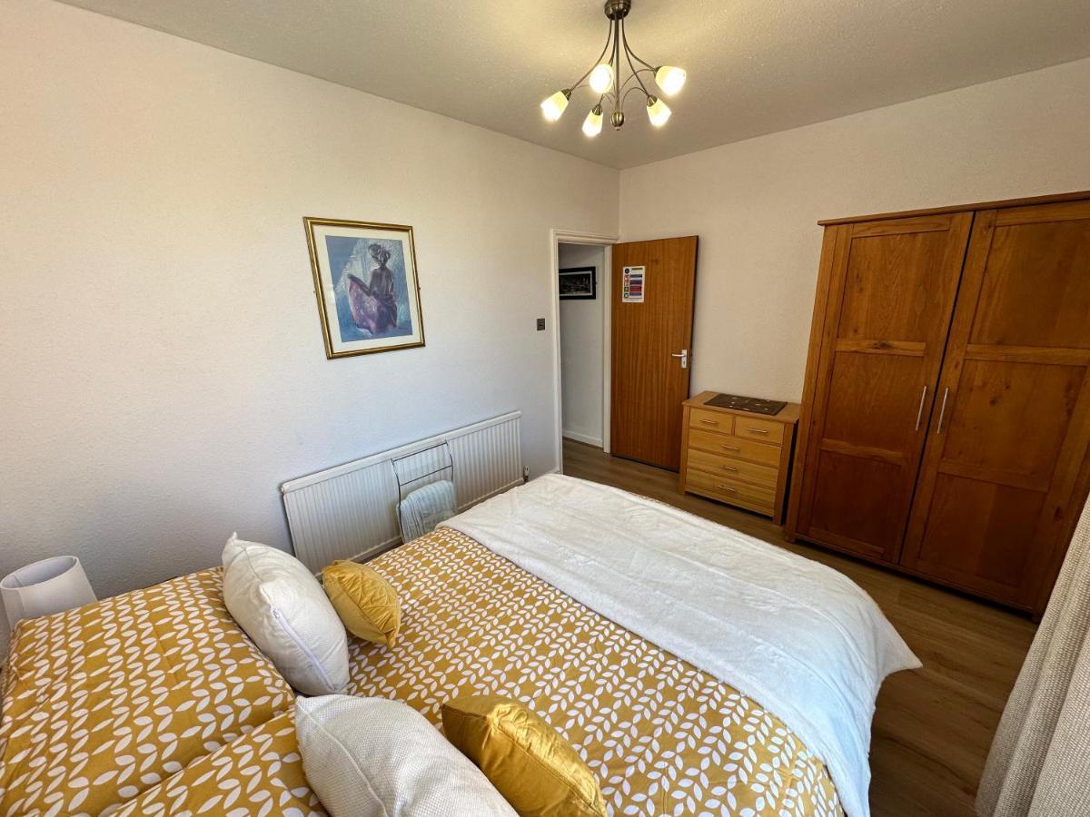 Spacious One Bedroom In Location Apartment Lytham St Annes