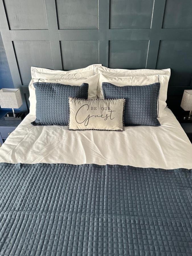 No 3 ,luxury 2 Bed 1st Floor With Free Parking,lytham St Annes Apartment *